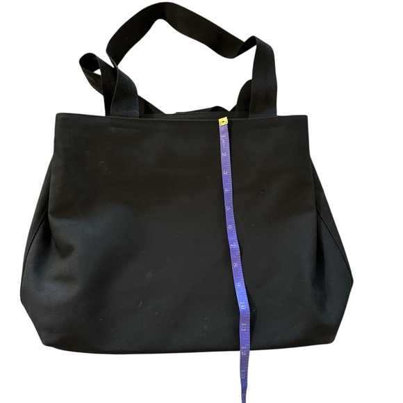 GAP Black Tote Bag Minimalist Design - Picture 3 of 6